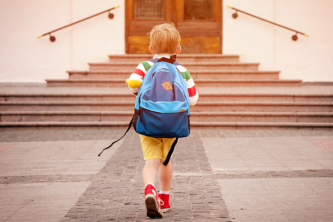 Der Ranzen sollte ein Schulkind möglichst viele Jahre begleiten können - Foto: Shutterstock/Sharomka